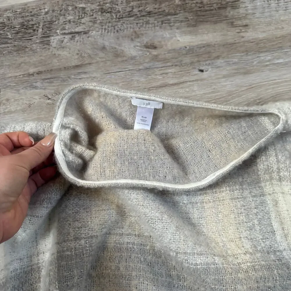 J.Jill Plaid Knit Wrap Shawl Gray Cream Fringed Cozy Layer XL - 3XL